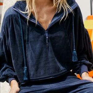 FREE PEOPLE MOVEMENT XS Let it go Hoodie oversized navy pullover Oversized